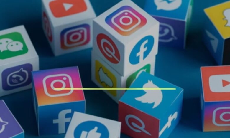 السوشيال ميديا