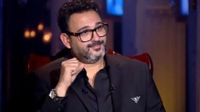 من هو أكرم حسني؟ زوجته وأولاده ، وأعماله؟ وإنفصاله ؟