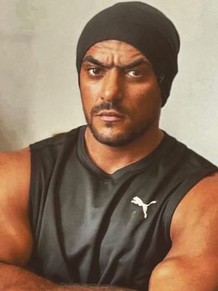 أحمد العوضي في مسلسل حق عرب رمضان 2024