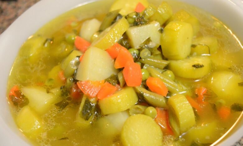 طريقة عمل شوربة الخضار