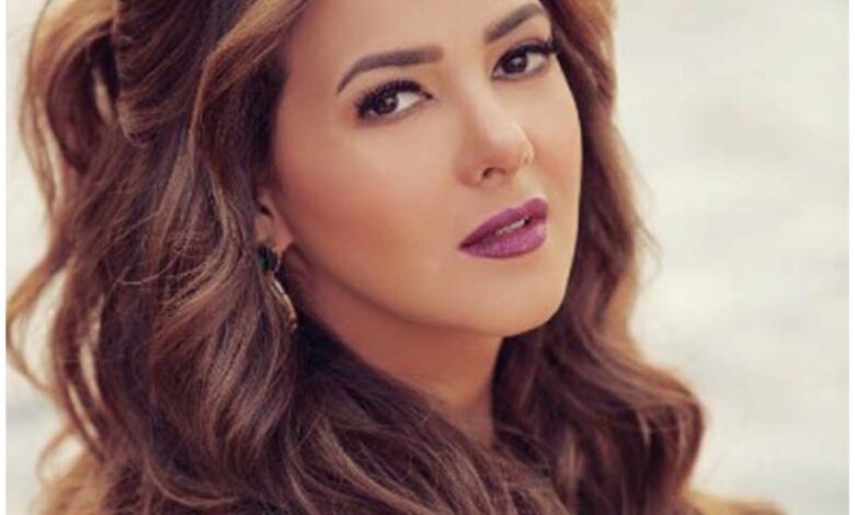 من هي دنيا سمير غانم ، عمرها ، زواجها ، أعمالها