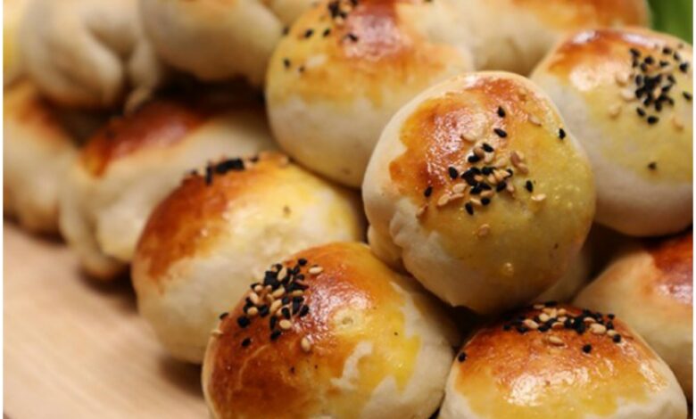 طريقة عمل فطائر الجبنة الإسفنجة