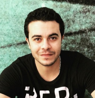 من هو طه خليفة ، زوجته ، أعماله