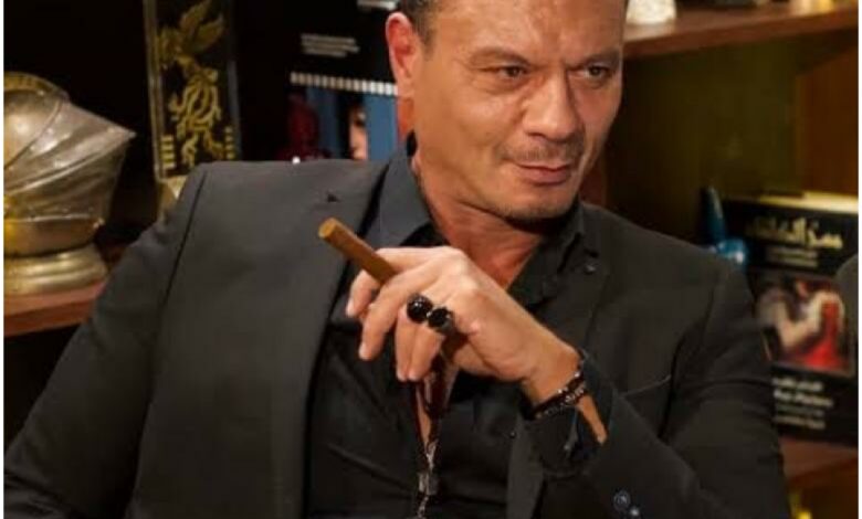 من هو عباس أبو الحسن ، عمره ، زواجه ، أعماله