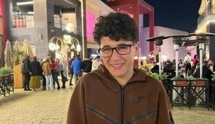 من هو مالك عماد ، عمره ، أعماله