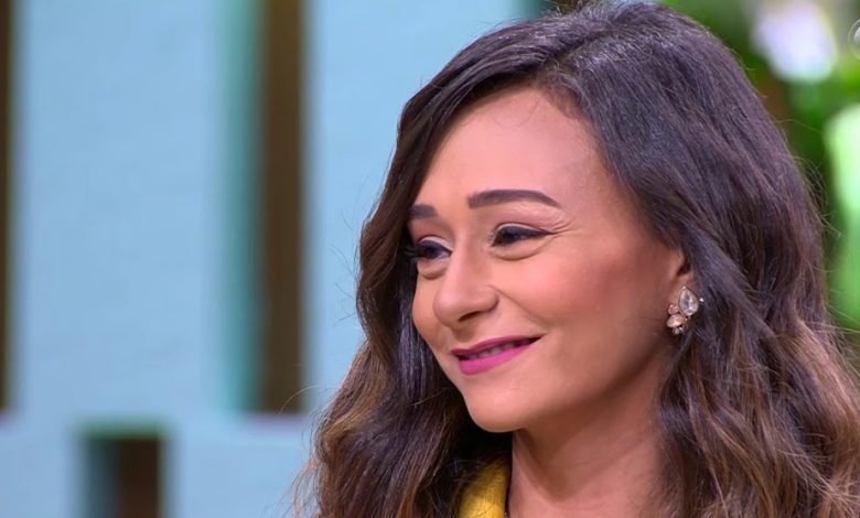من هي آية الابنودي ، عمرها ، زوجها ، أعمالها