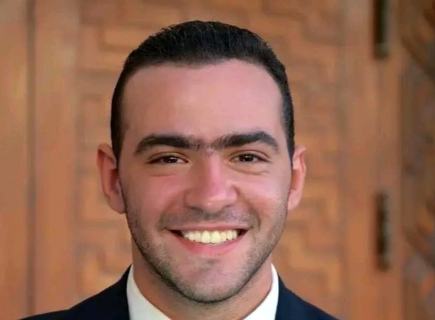 من هو كريم عبدالجواد، عمره، زوجته، أعماله
